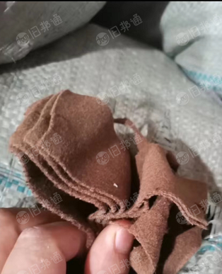 出售毛呢下脚料,双面呢下脚料,羊毛料,服装厂碎布料