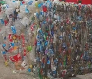 长期出售PET瓶砖，聚酯瓶砖