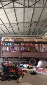 资阳专业回收各种旧衣服鞋子包包，有货的欢迎联系！