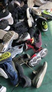 四川成都长期收购国际鞋，有货的欢迎联系！