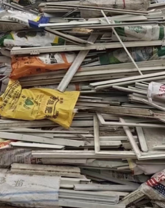 长期出售塑钢毛料