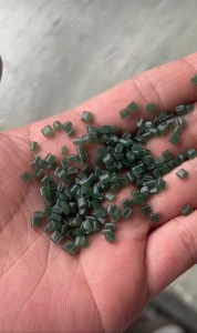 长期出售纯大棚膜颗粒，质量优，价格美丽