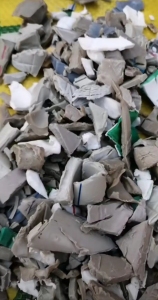 现金大量回收优质PPR管破碎料，PPR板破碎料