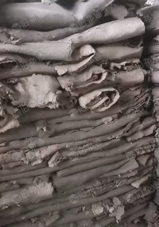 长期出售牛皮纸塑袋加工的纸浆