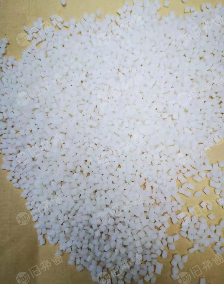 本厂大量生产高压尼龙颗粒,PE复合PA颗粒,韧性好