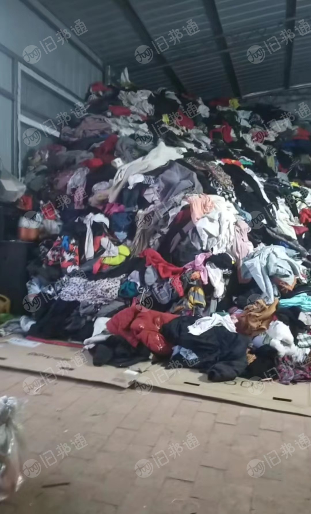 长期大量回收旧衣服，旧鞋，旧包，床单被罩，棉絮等