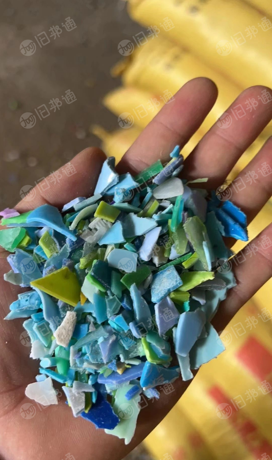 长期出售各种PP破碎料,色丙破碎料,透明丙破碎料