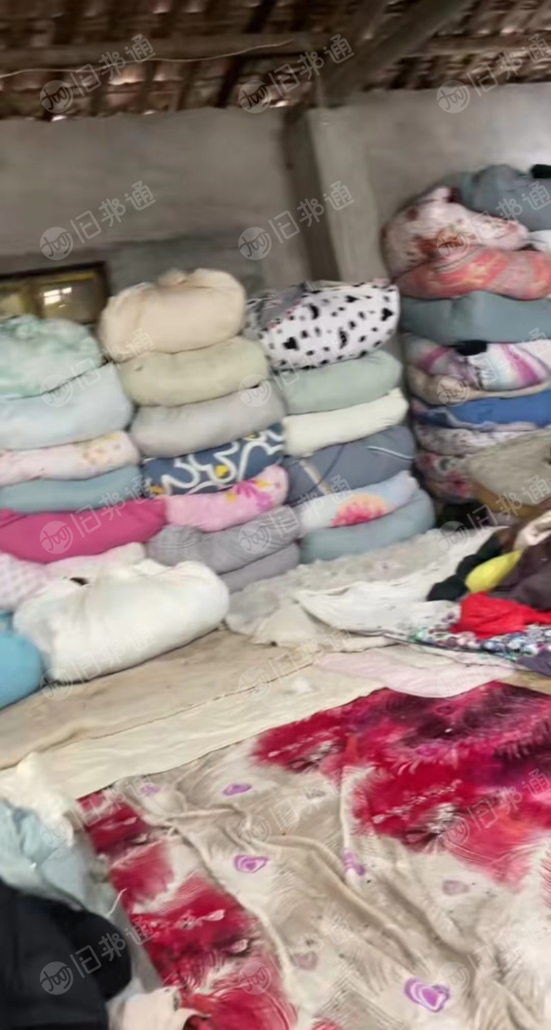 长期回收旧羽绒服及羽绒制品!