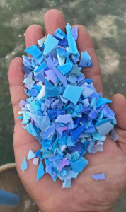 出售各种PP破碎料，红黄丙破碎料，蓝绿丙破碎料