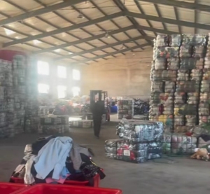 大量回收冬衣统货 精品冬衣动 手货勿扰