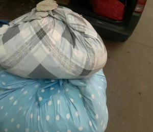长期回收旧衣服，鞋子，包包，重庆可上门回收