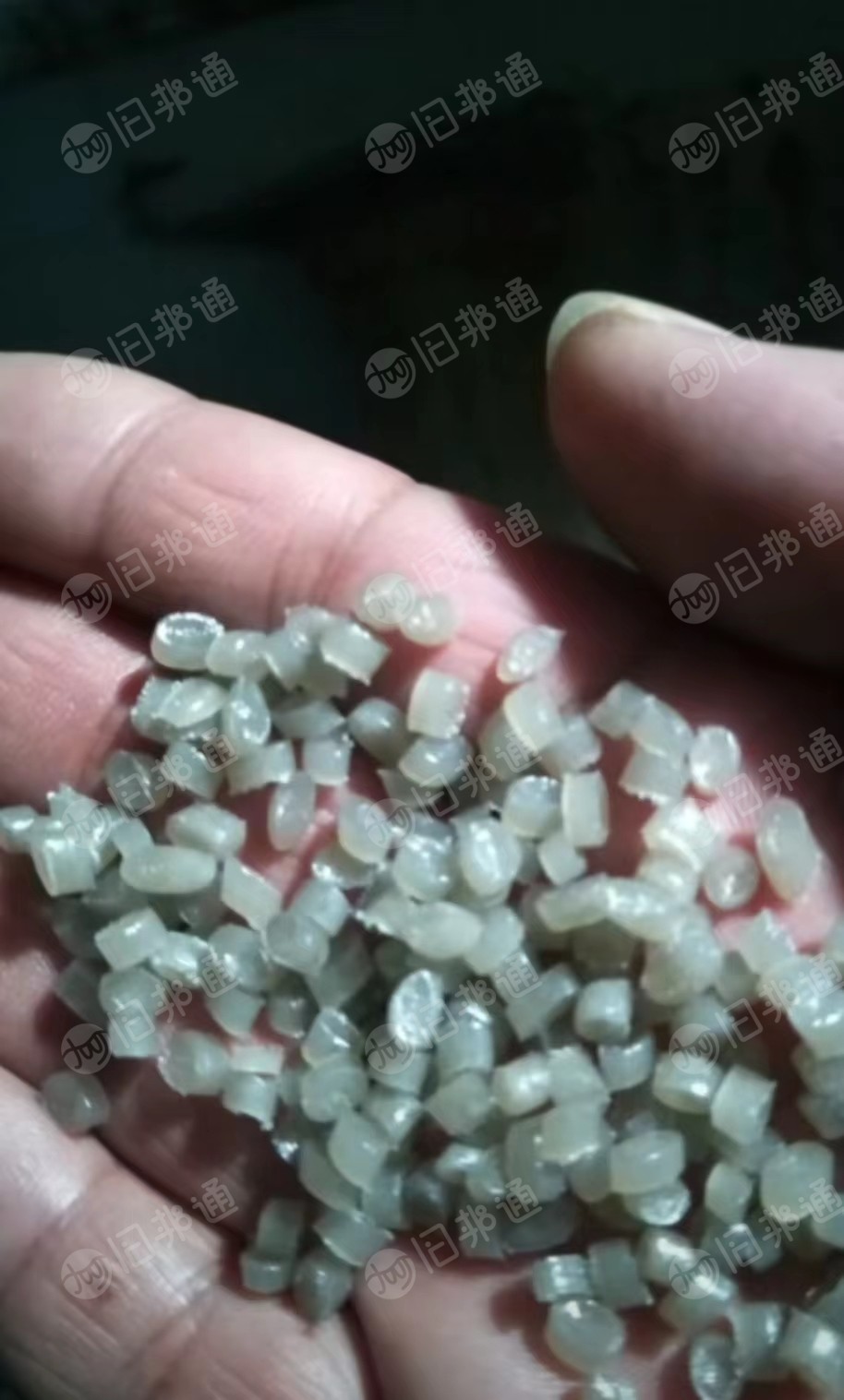 出售高压一级颗粒,包吹膜,吹气泡膜,价格让你满意,质量有保障。