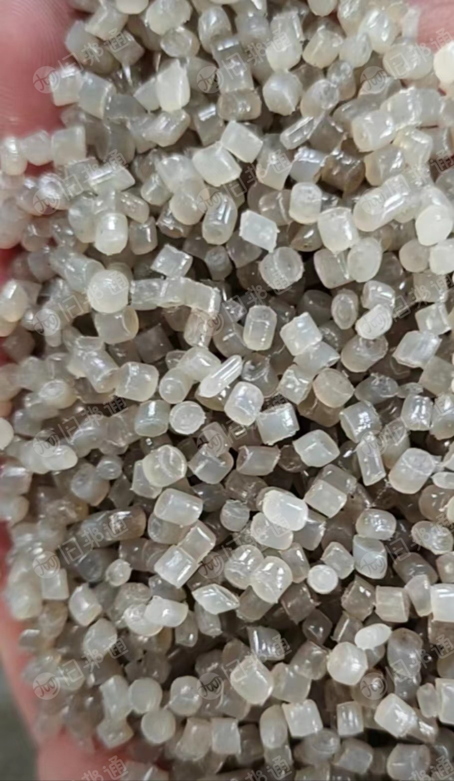 长期出售水洗缠绕膜颗粒,水洗二级高压颗粒