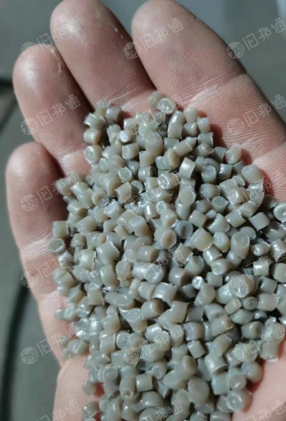 长期出售水洗缠绕膜颗粒,水洗二级高压颗粒
