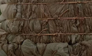 出售打包杂膜废料，大棚膜废料，粘膜废料等