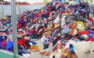 河北毛衣回收工厂常年大量收购旧毛衣统货