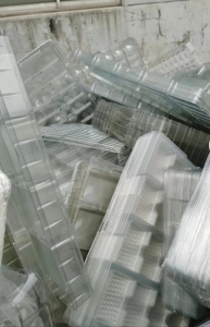 专业回收PET,PS,PP吸塑片毛料，电子托盘料