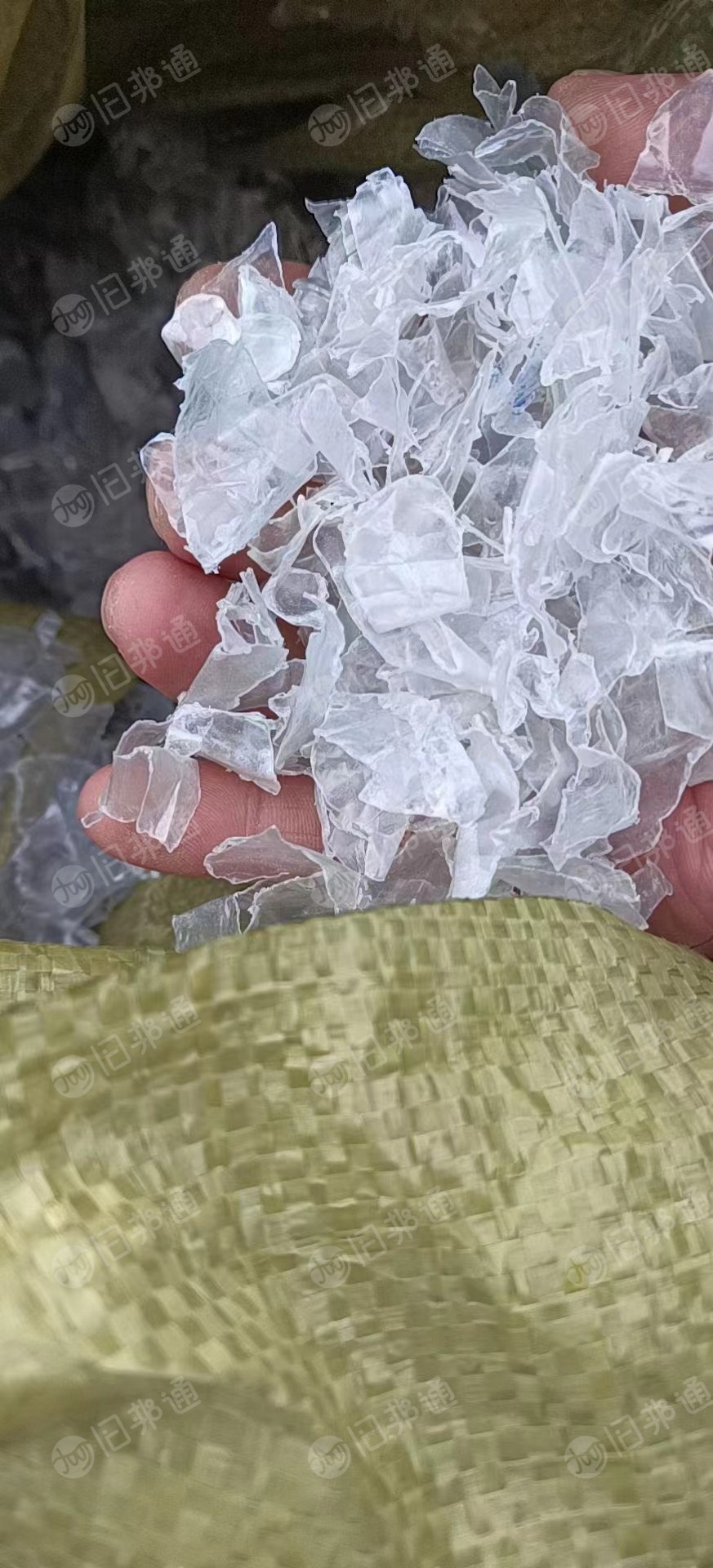 大量采购各种瓶片,瓶砖,杂色砖,杂色片