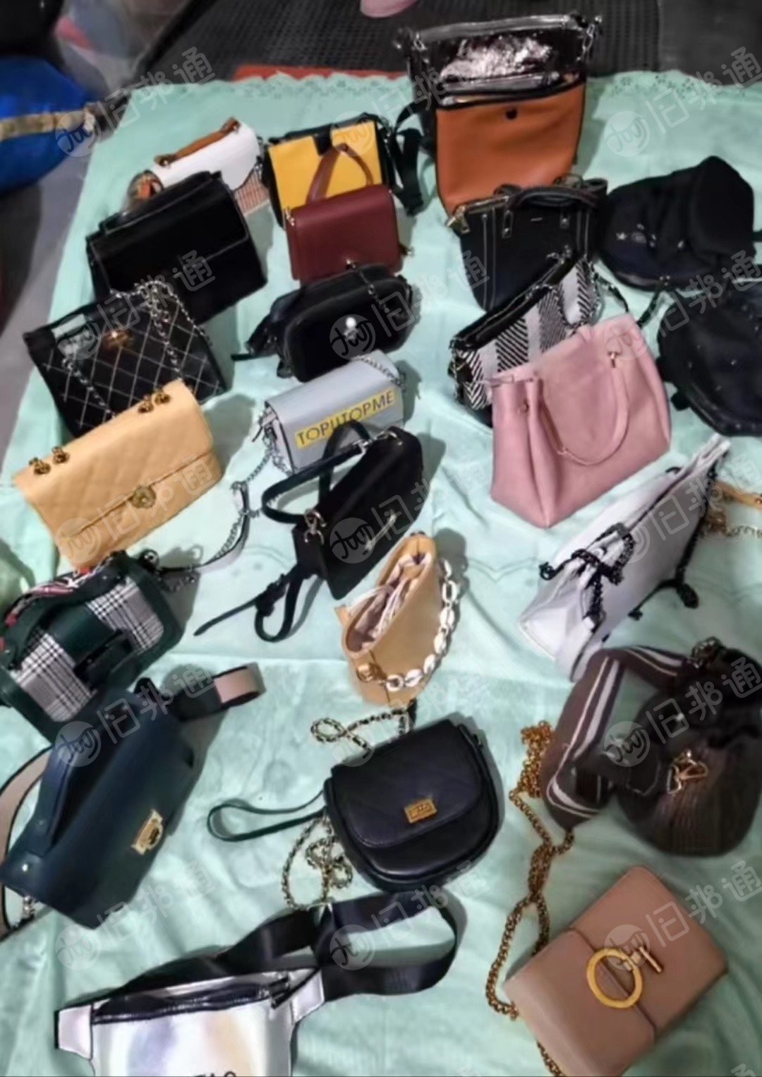 常年不限量专业回收旧衣服,旧鞋包旧棉被,旧丝棉被、旧毛毯、旧丝棉枕头等