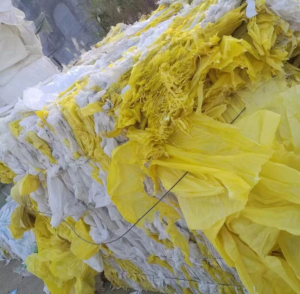 常年销售工厂料pe高压膜，干净出成9.5，月供30-40吨