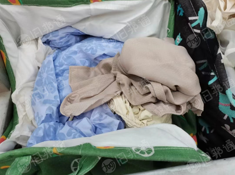 邢合市区上门回收不要的旧衣服旧鞋旧包包毛绒玩具旧被子!