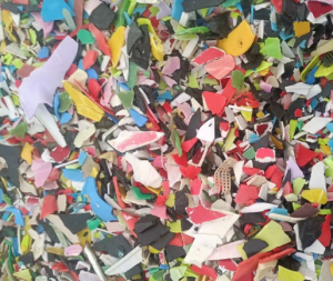 出售花丙破碎料，工程丙破碎料，花桶破碎料