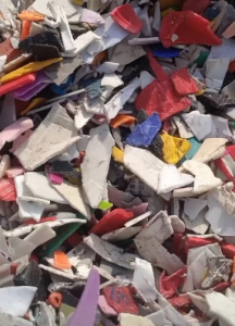 长期出售花工程丙破碎料，红黄绿蓝丙白丙黑丙破碎料