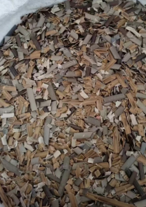 常年出售PE藤条破碎料