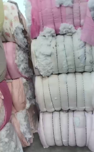 长期出售优质丝绵枕芯棉，化纤棉，现货20多吨