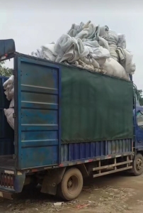 常年大量收购老棉，丝绵，杂棉，厂里丝绵边角料。