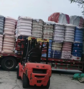 出售开松好的枕芯棉，被子棉，再生化纤棉，欢迎来电谈