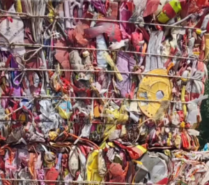 大量出售分色丙压块，PP压块