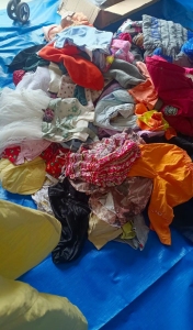 陕西长期供应旧衣服鞋子包包