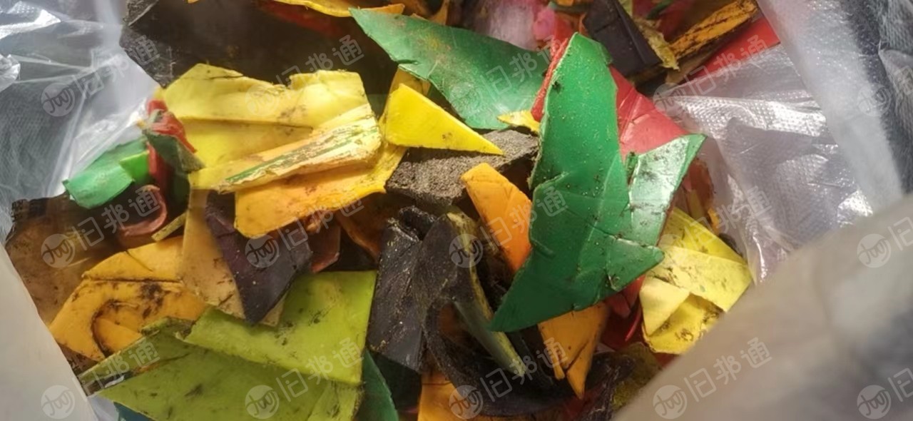 出售干粉机油壶,纯壶,酱油壶,小蓝桶干粉料