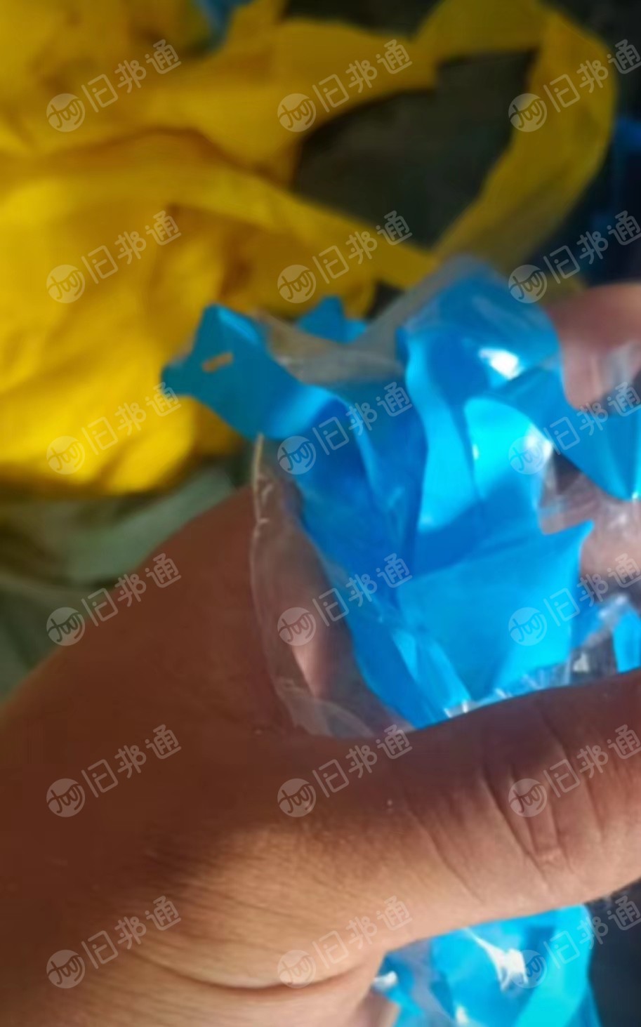 出售各种软质PVC,透明,花色,乳白新膜料,PVC雨衣膜,PVC玩具膜破碎料