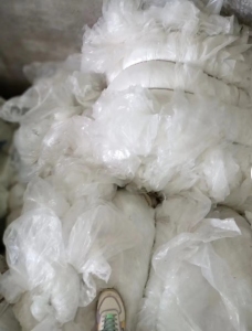 常年出售塑料薄膜，干造高压膜，水洗一级摸，水洗二级膜，现货