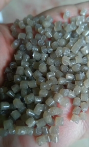 长期生产PE花高压颗粒，乳白袋颗粒，纯缠绕膜颗粒