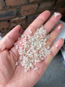 出售线型高压颗粒，杂膜颗粒，一级二级LDPE颗粒