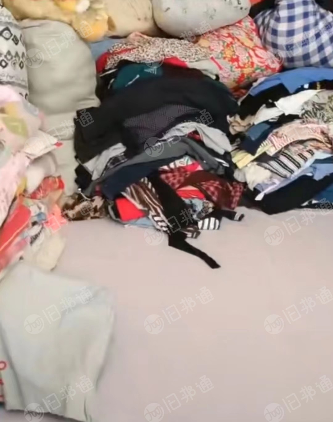 陕西长期出售旧衣服统货,需要的联系