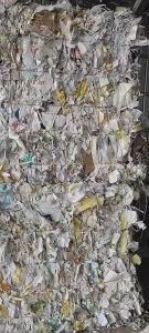 出售不干胶废杂纸，现货够车