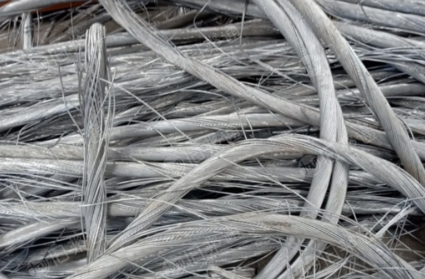 常年大量收购铝电缆料，要求去橡胶皮、钢丝等杂质