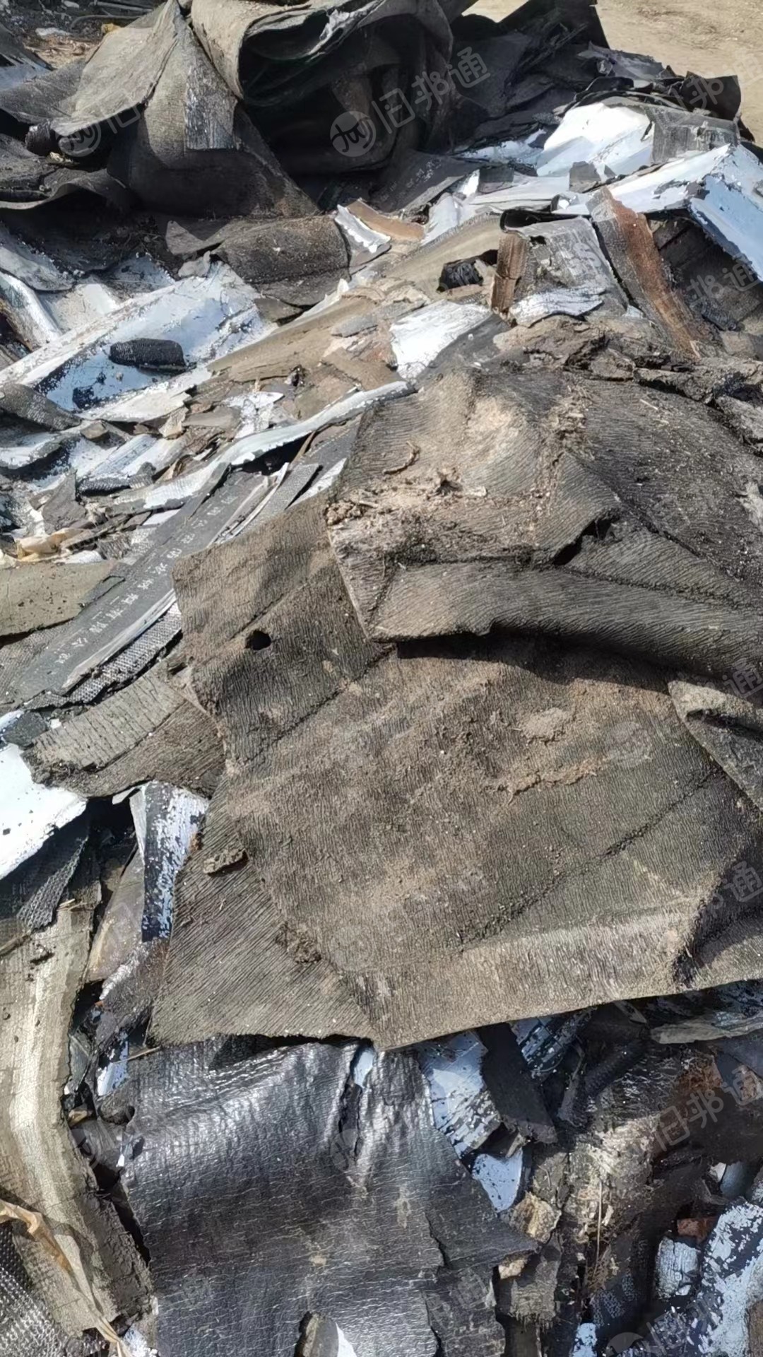 长年大量回收电摩胎,凡线胎,刚丝胎,工程胎,气车密封条,跑道胶,防水毡,传送带,电缆皮,三角带