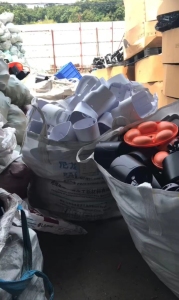 长期回收工厂废料，塑胶水口，胶头，机壳，夹具等