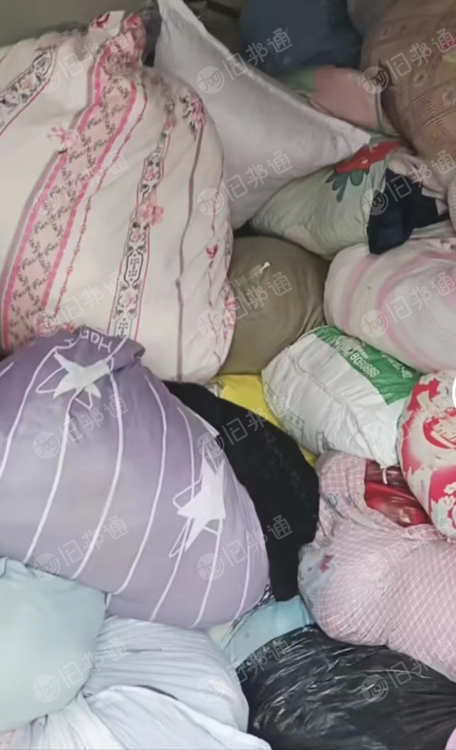 长期回收旧衣服,旧手机,旧鞋,旧皮包,旧棉被等