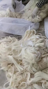 长期出售精仿全棉浆纱，回丝，布边纱，浆纱