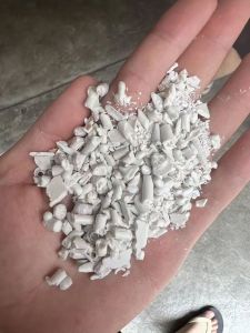 长期需求各色PBT破碎料,胶头,产品等
