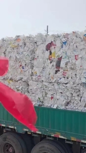 大量出售带膜花卡纸，长期有货