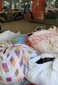 杭州市区长期供应旧衣服统货，床单被罩！