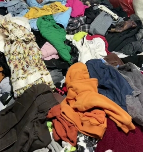 长期出售小区货旧衣服！