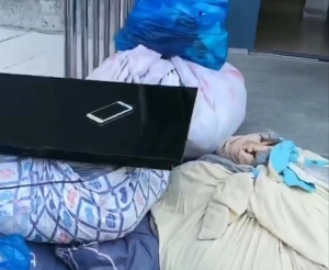 江苏长期出售旧衣服春夏秋冬装！